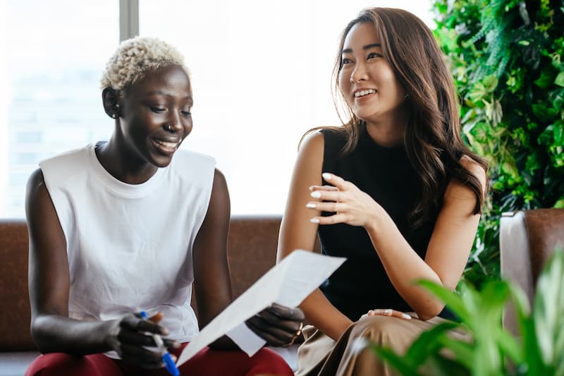 Femmes qui parlent